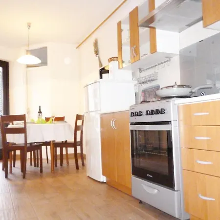 Irene Apartment *